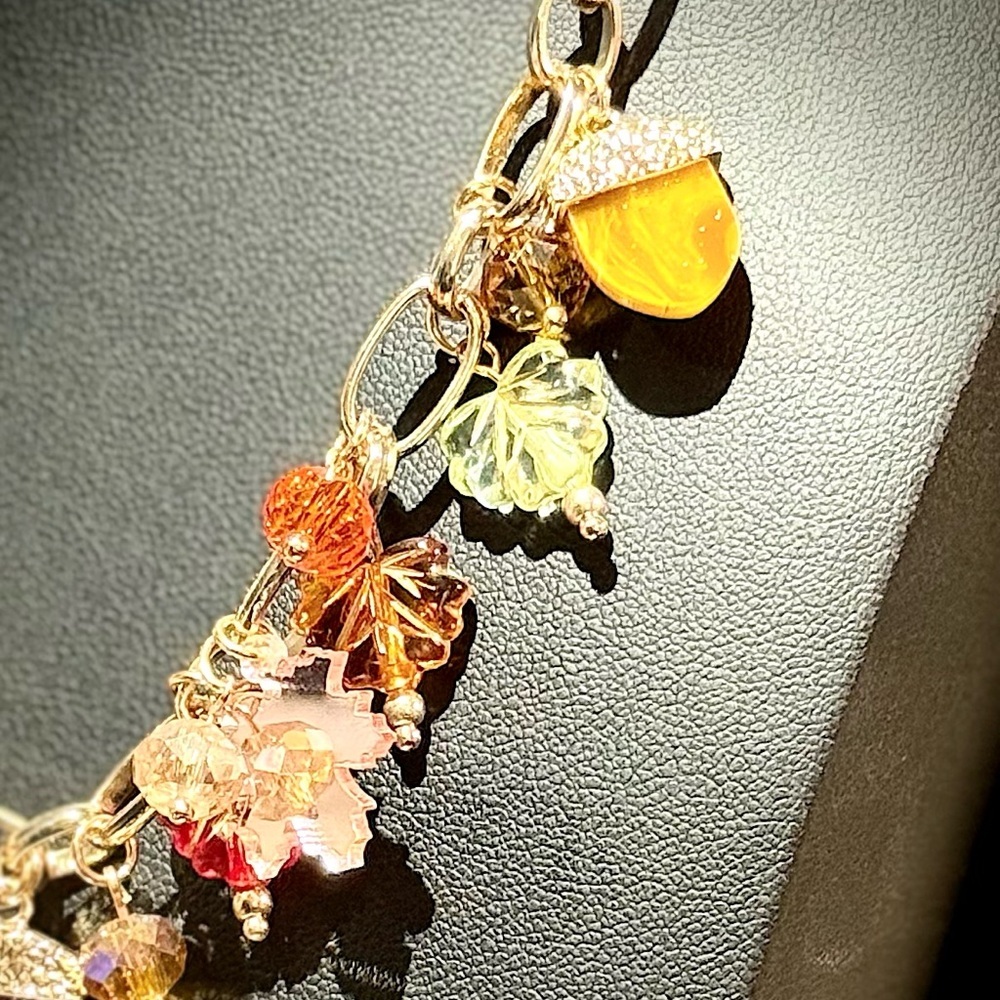 Elegant Gold and Multicolor Leaf Necklace - Picture 4 of 4